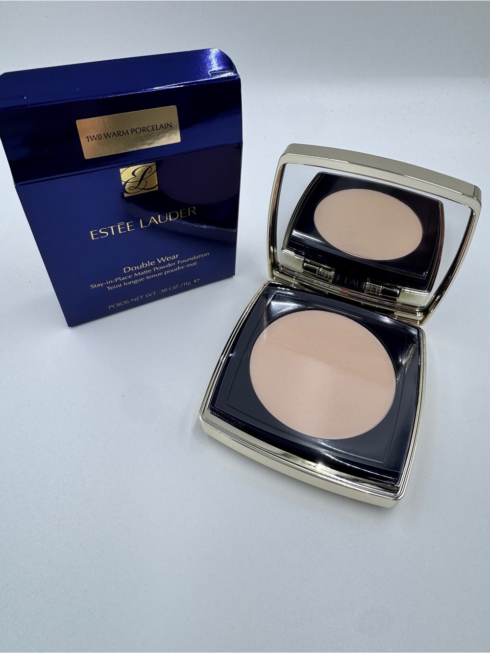 Estée Lauder Double Wear Matte Powder Foundation 1W0 Warm Porcelain